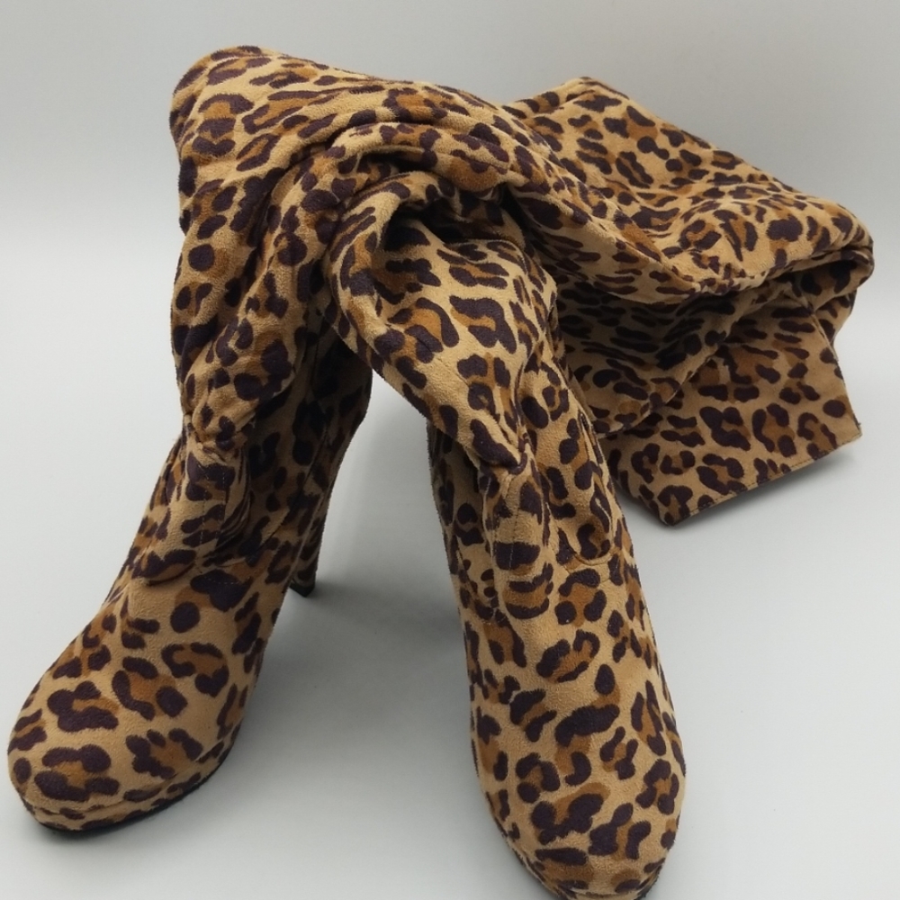 SOLD Like New Thigh High Leopard Print Boots Sz 6